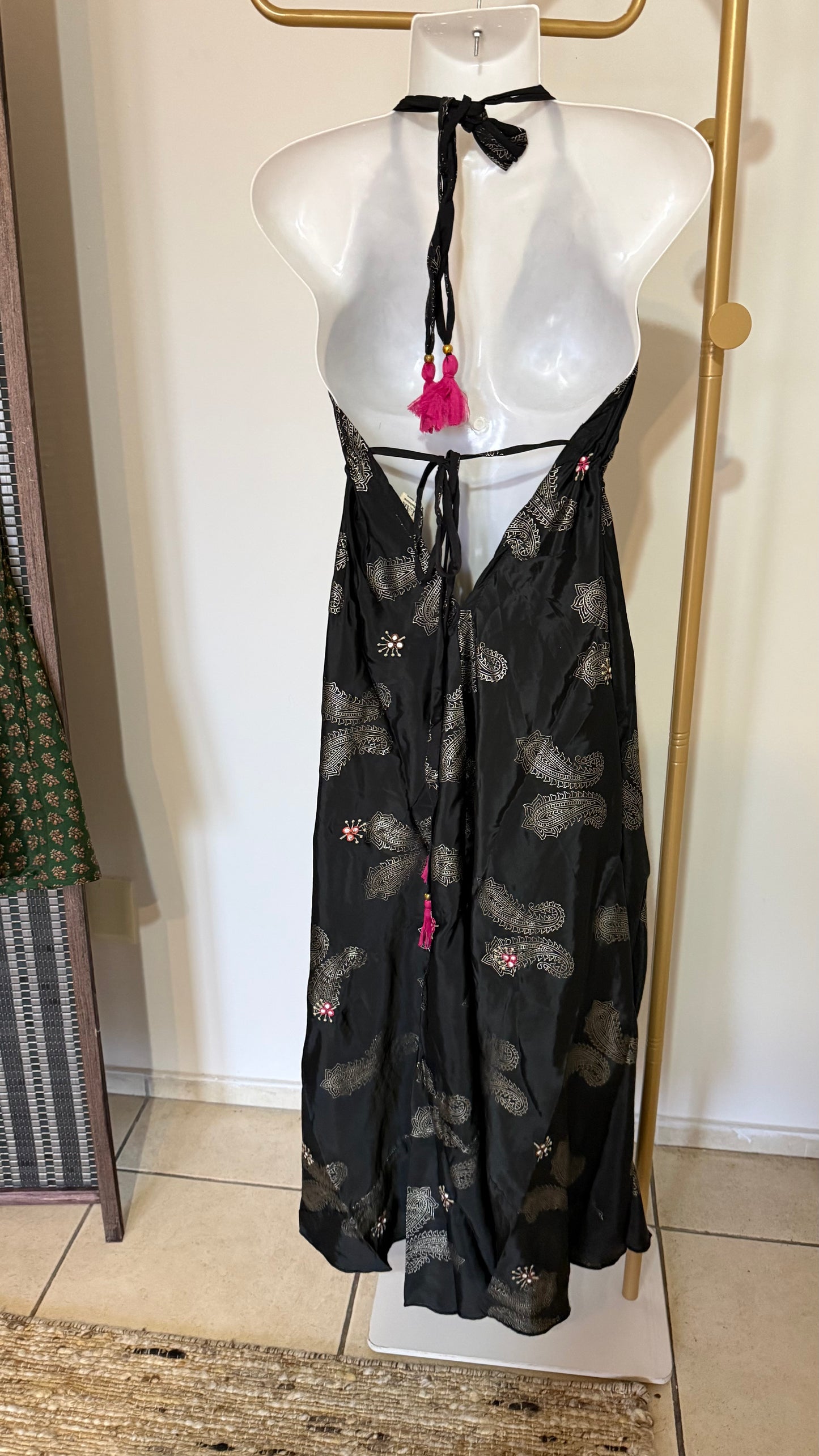 #color_negro_rosado_maxi