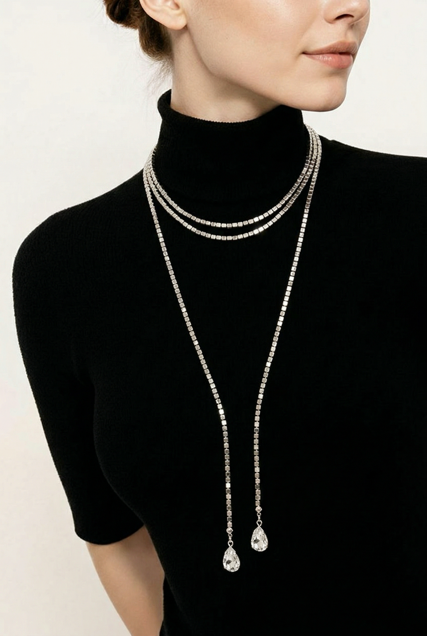 Collar Zaira – Caída elegante