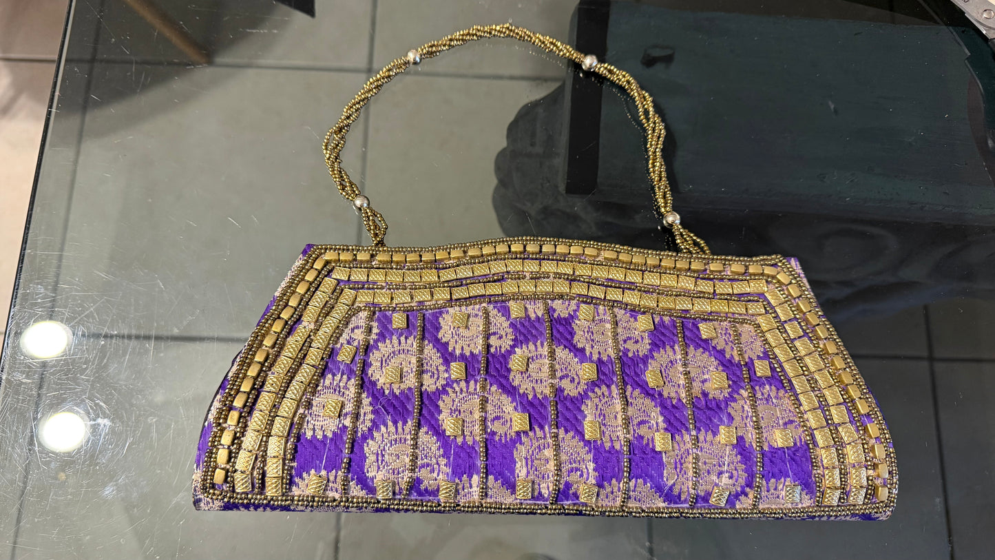 Cartera Amira - Bordado 4
