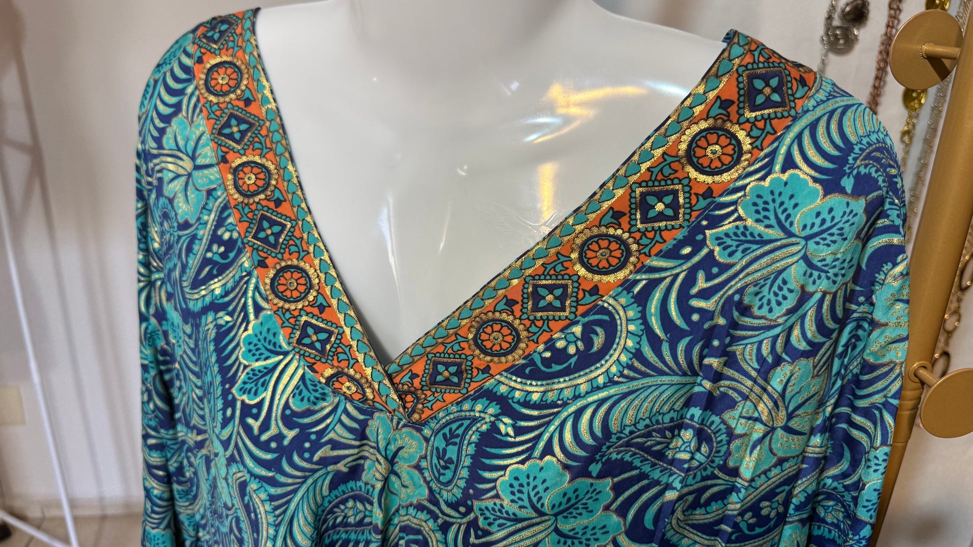 #color_azul_turquesa_oriental