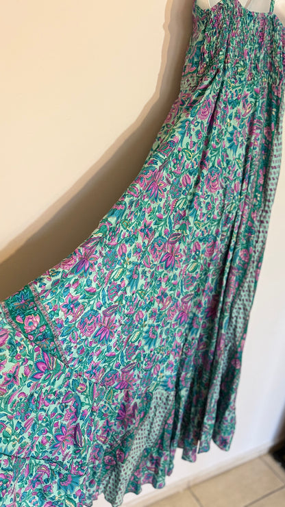 #color_esmeralda_floral