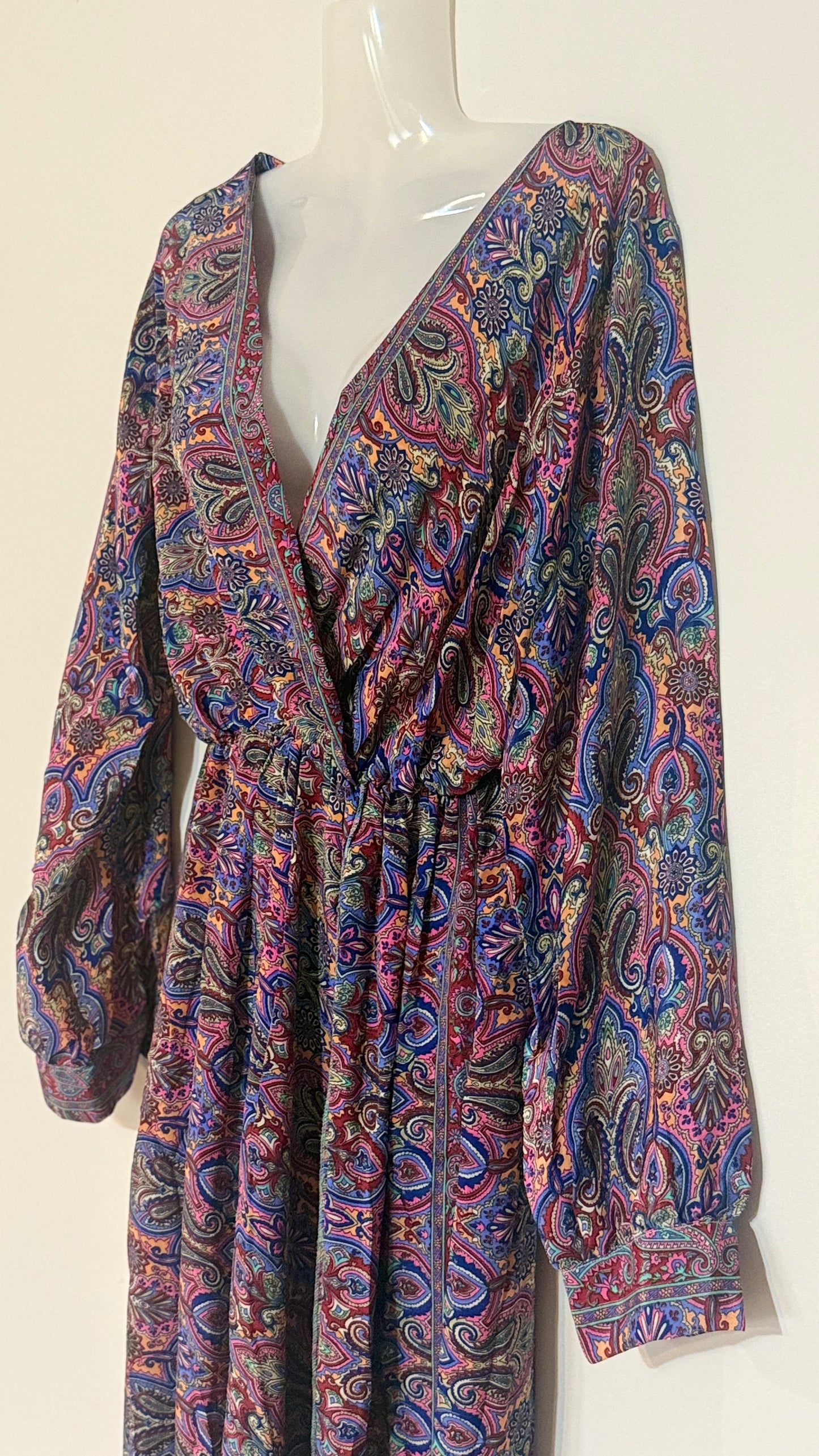 #color_violeta_paisley