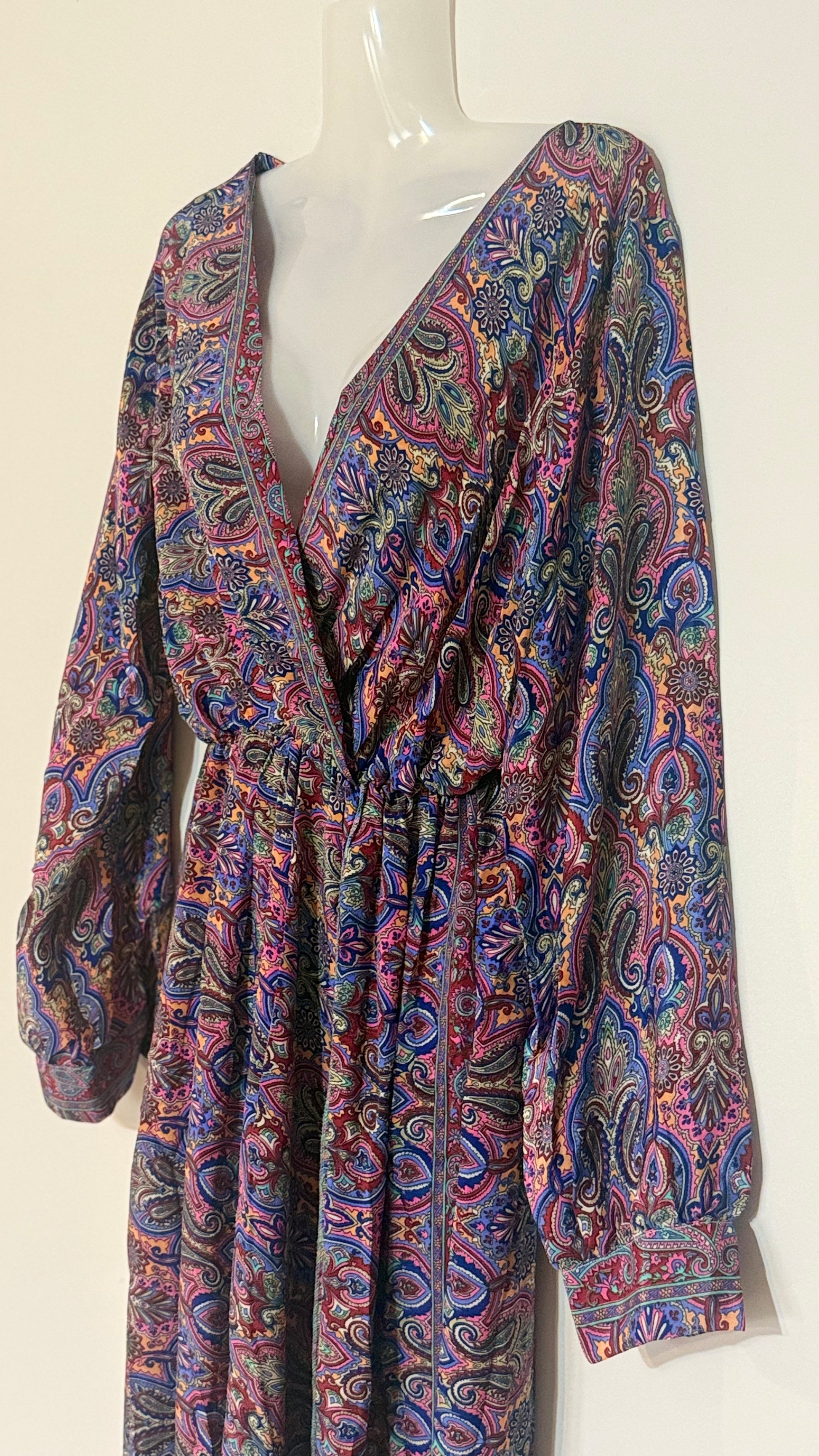 #color_violeta_paisley