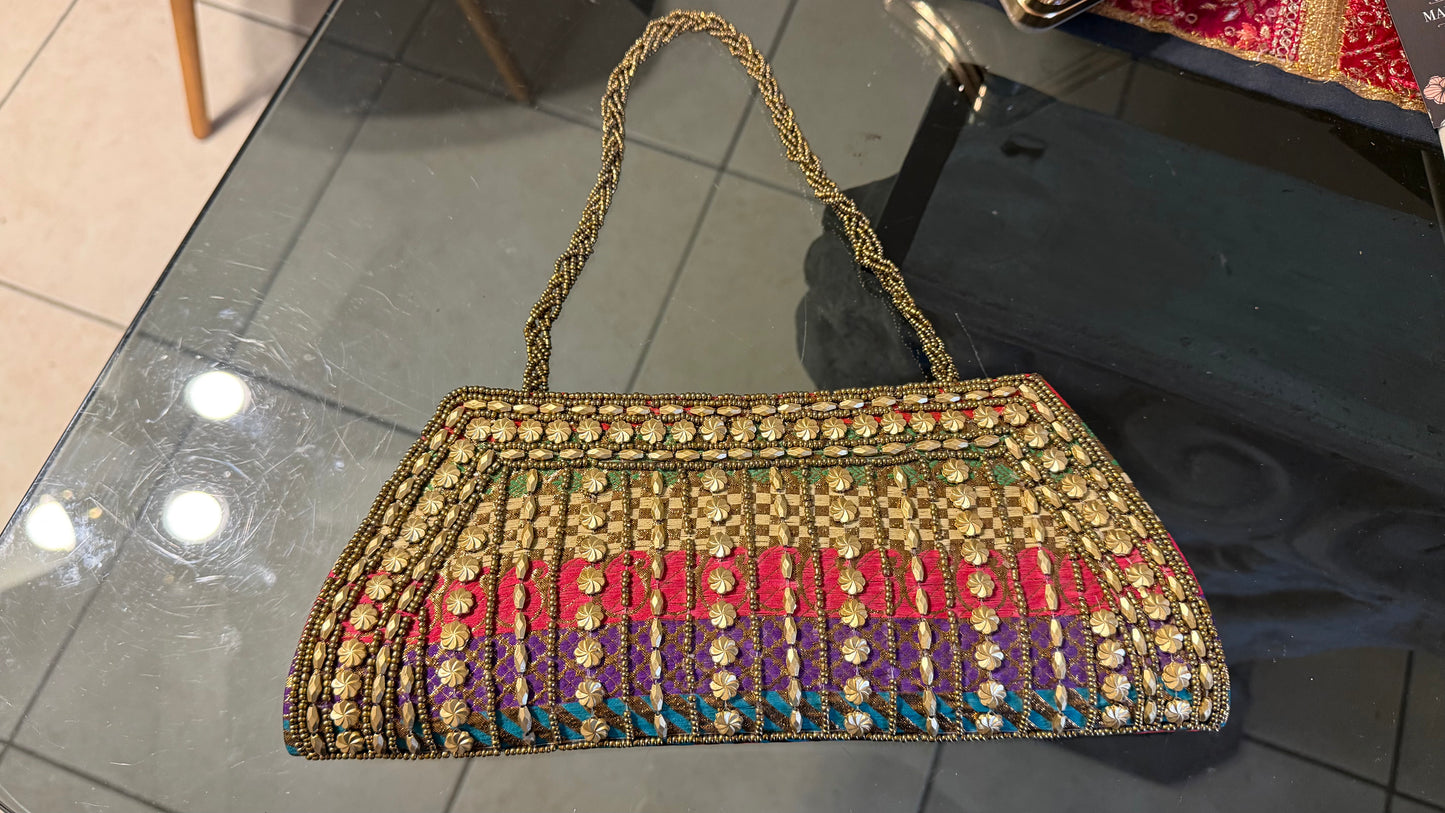 Cartera Amira - Bordado 1